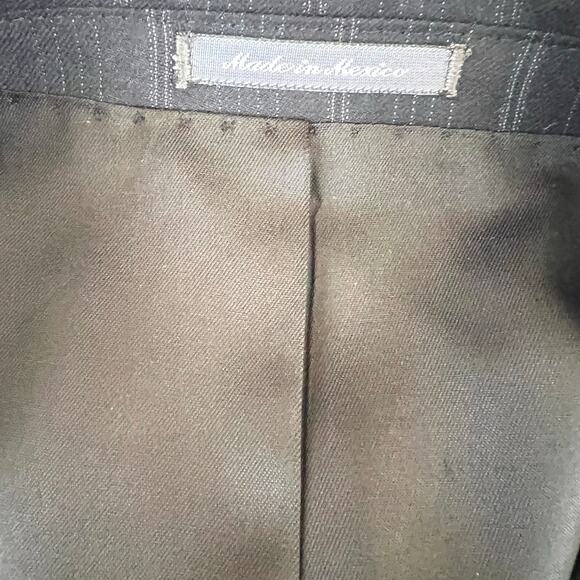 Saks Fifth Avenue Ermenegildo Zegna Trofeo Wool Blazer 44L Navy Pinstripe NWT - Picture 4 of 13